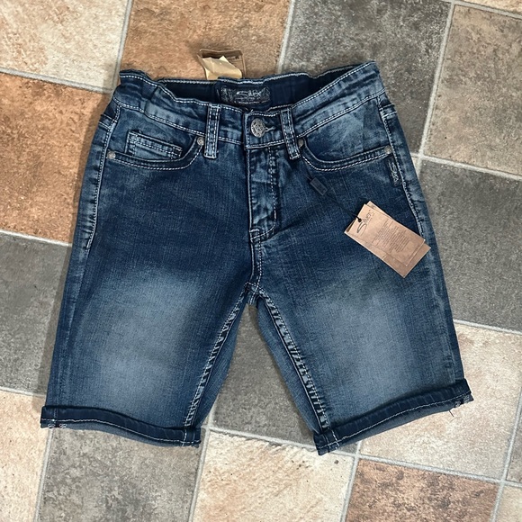 Size 8 Girls Silver Shorts - Picture 1 of 2